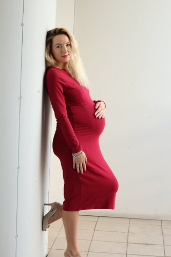 Платье футляр для беременных и кормящих мам HIGH HEELS MOM (бордовый, размер S/M)