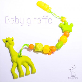 Силиконовый грызунок с держателем BABY MILK TEETH Baby Giraffe